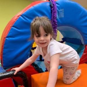 Meet your Posher, Courtney